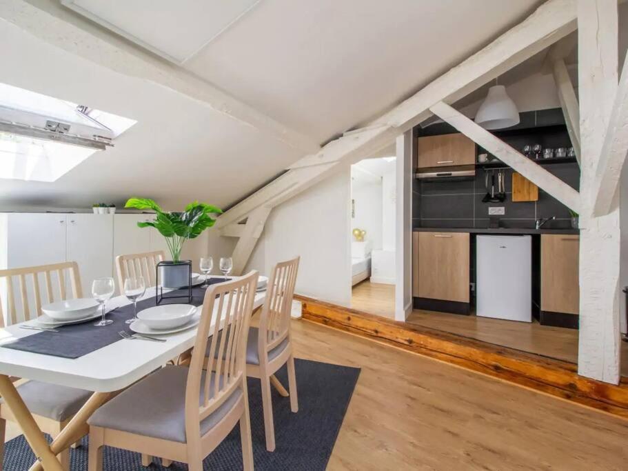 Le Nid Douillet • Proche Metro • Quartier St-aubin Apartment